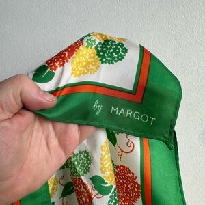 Vintage "by MARGOT" Floral Scarf – Retro Garden Aesthetic 60s 70s